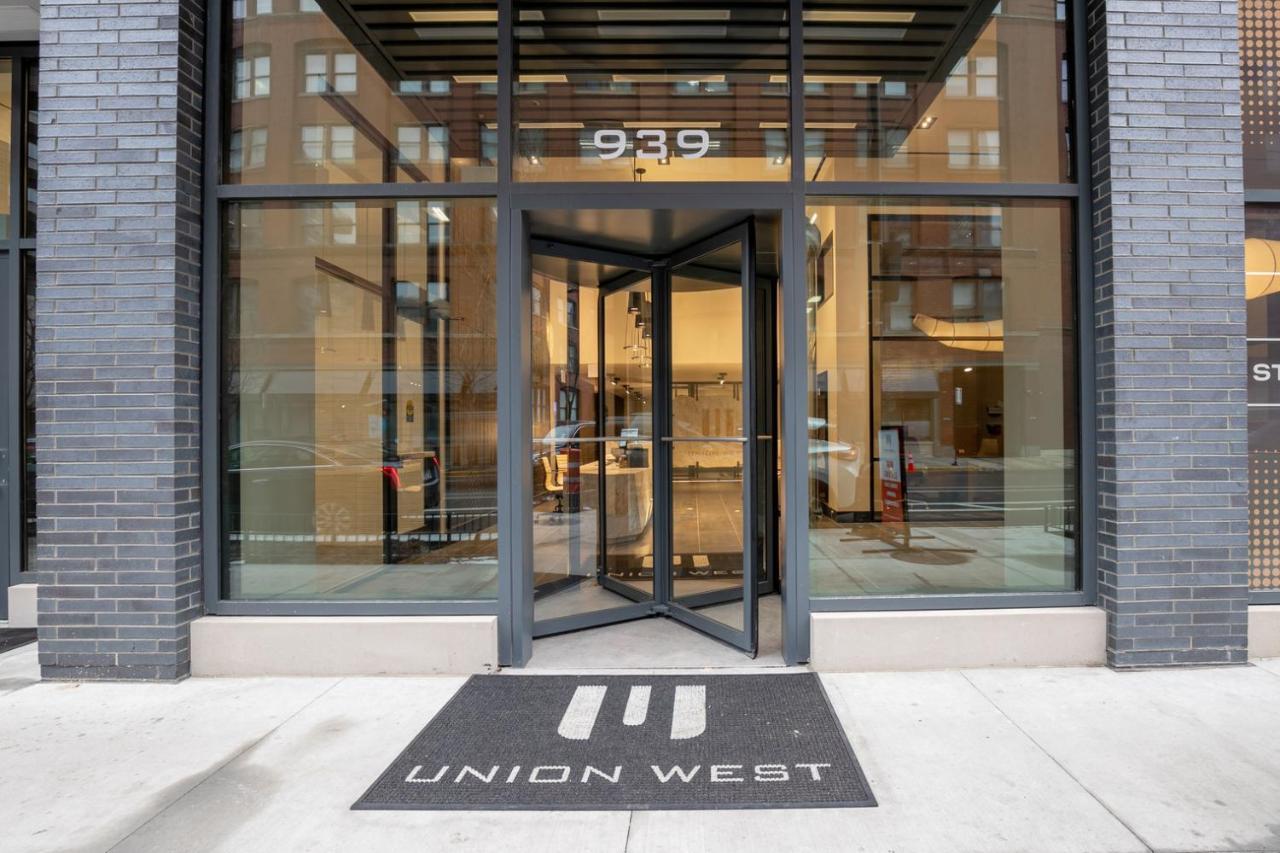 W Loop Studio W Pool Gym Nr Restaurant Row Chi-283 시카고 외부 사진